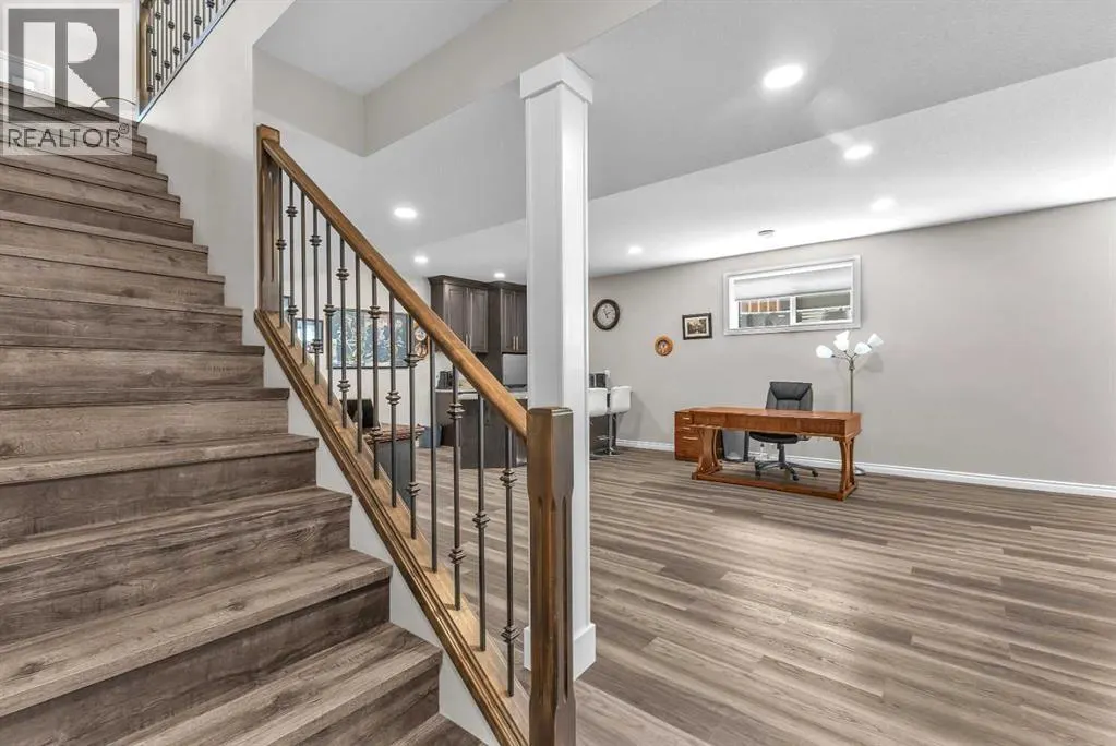 5052 Lakeshore Drive
