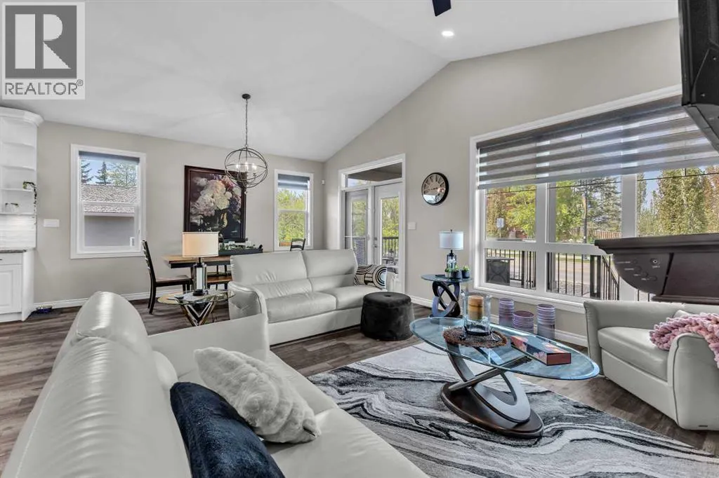 5052 Lakeshore Drive