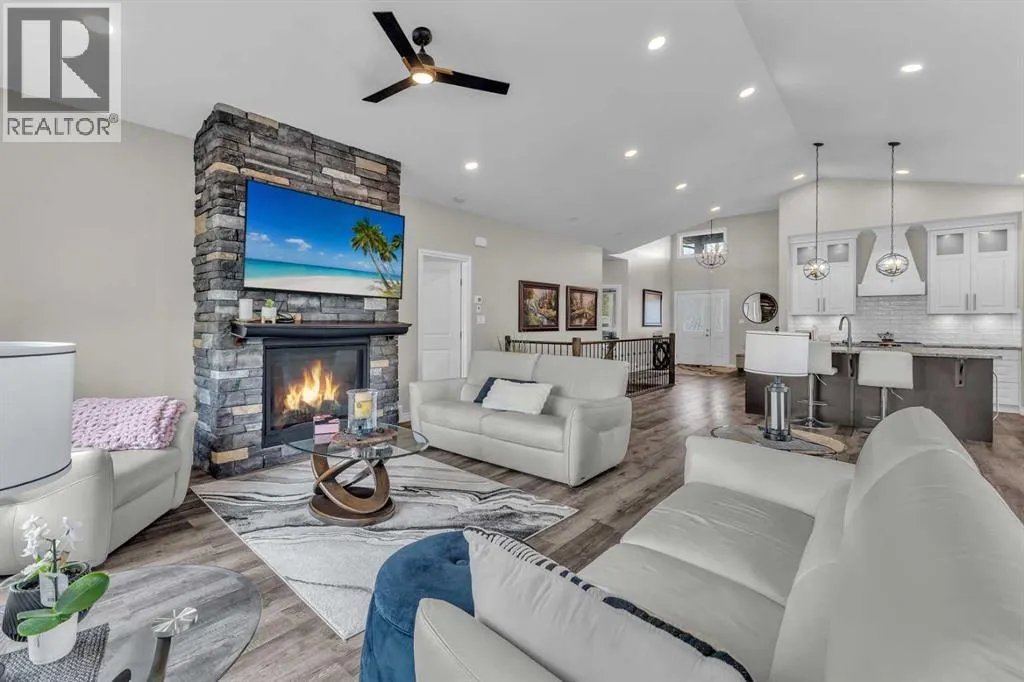 5052 Lakeshore Drive
