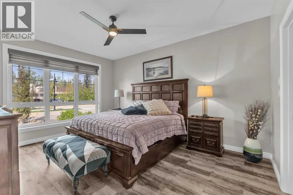 5052 Lakeshore Drive