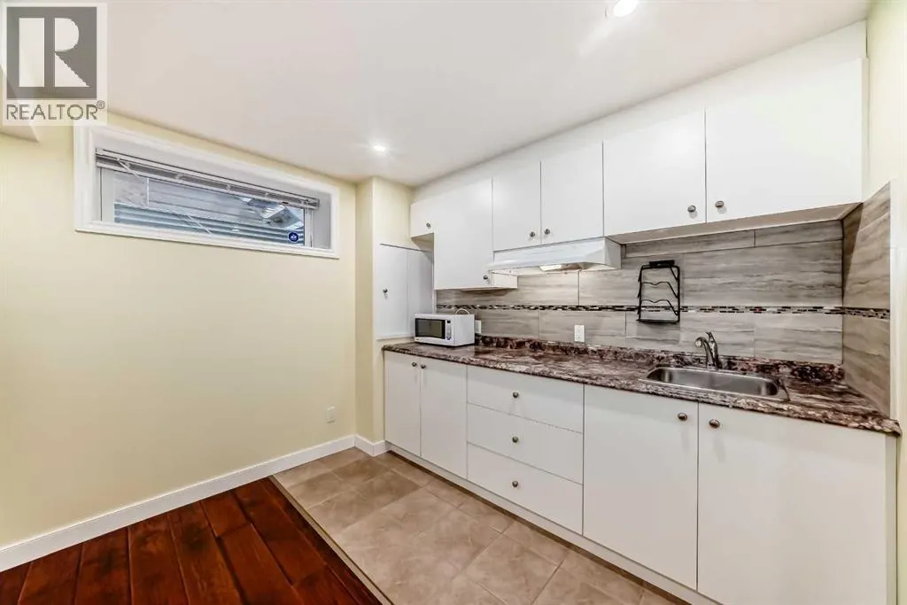 31 Coventry Road NE