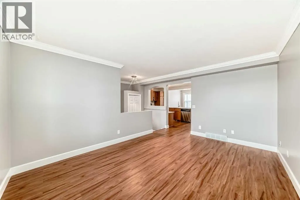 31 Coventry Road NE
