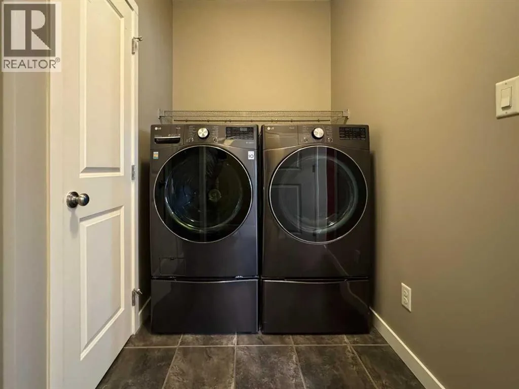 422 Lynx Terrace N