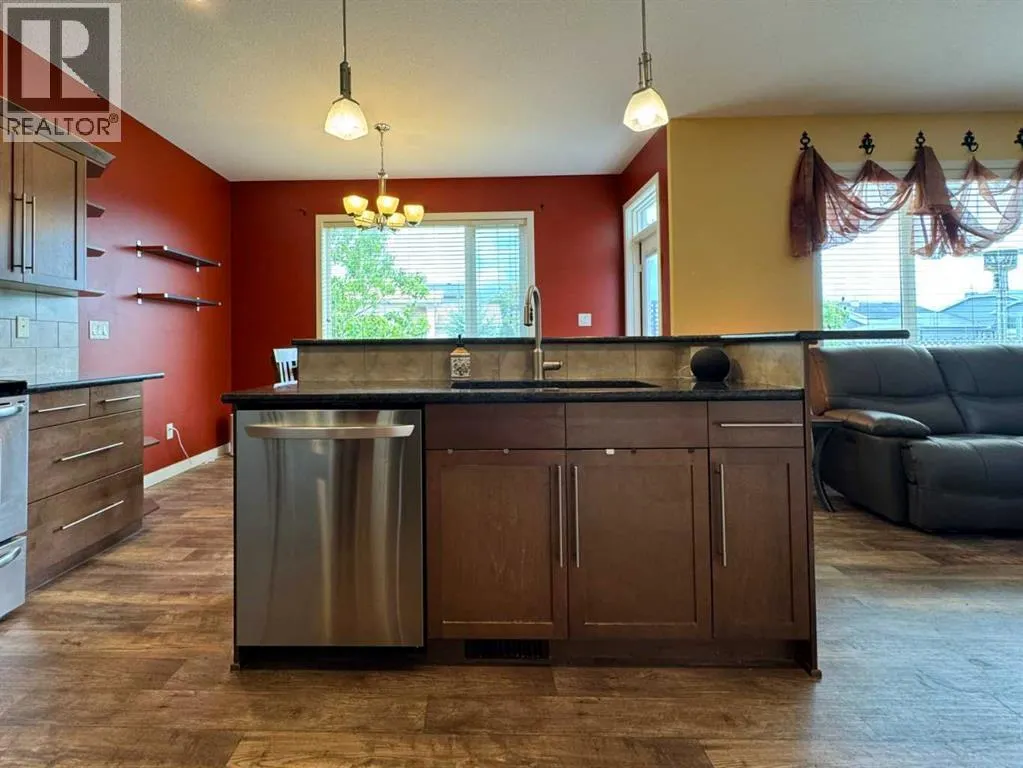 422 Lynx Terrace N