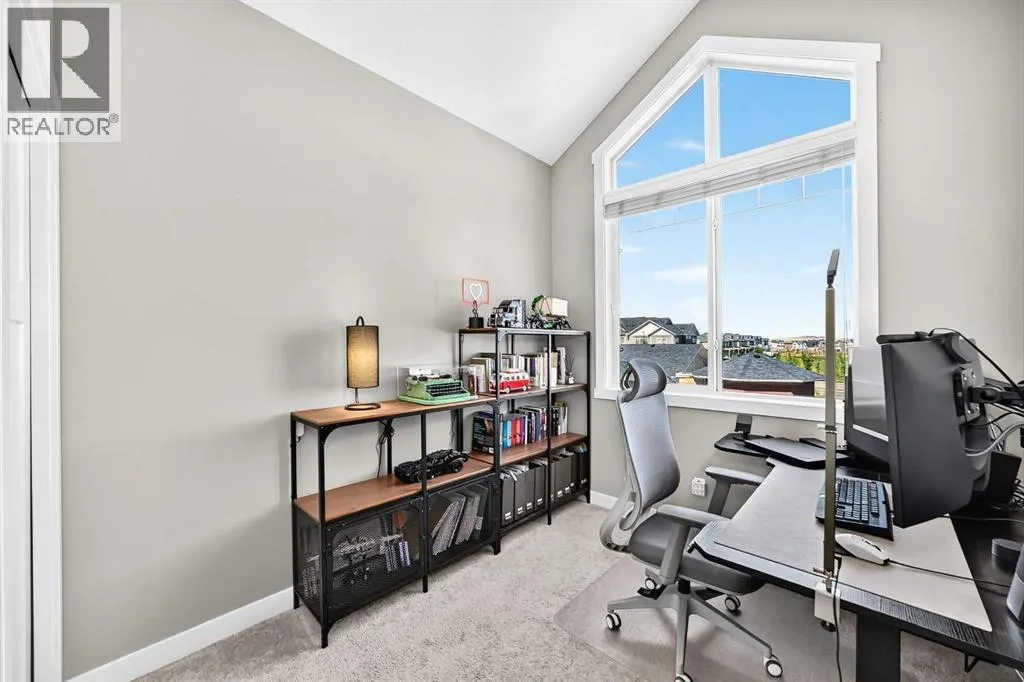 601 Evanston Manor NW