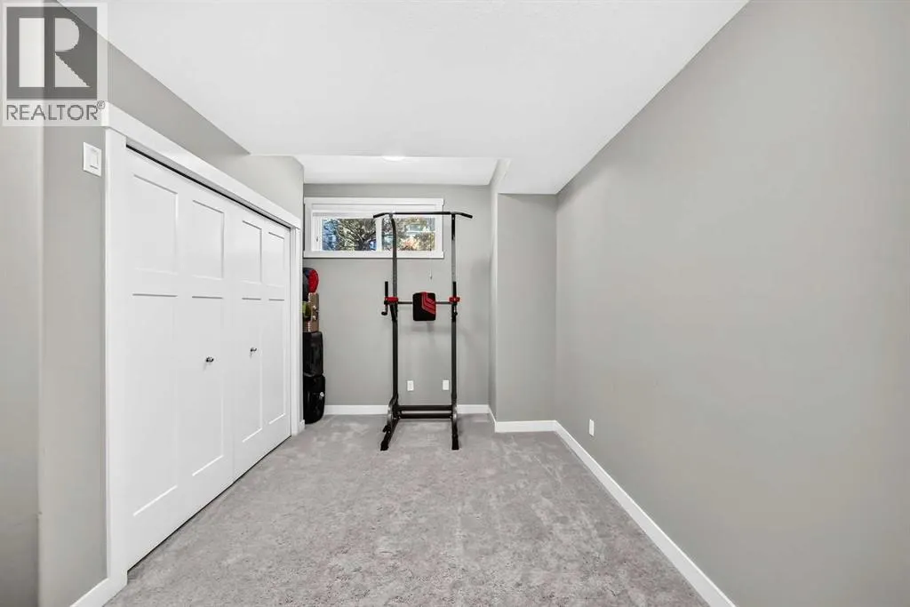 601 Evanston Manor NW
