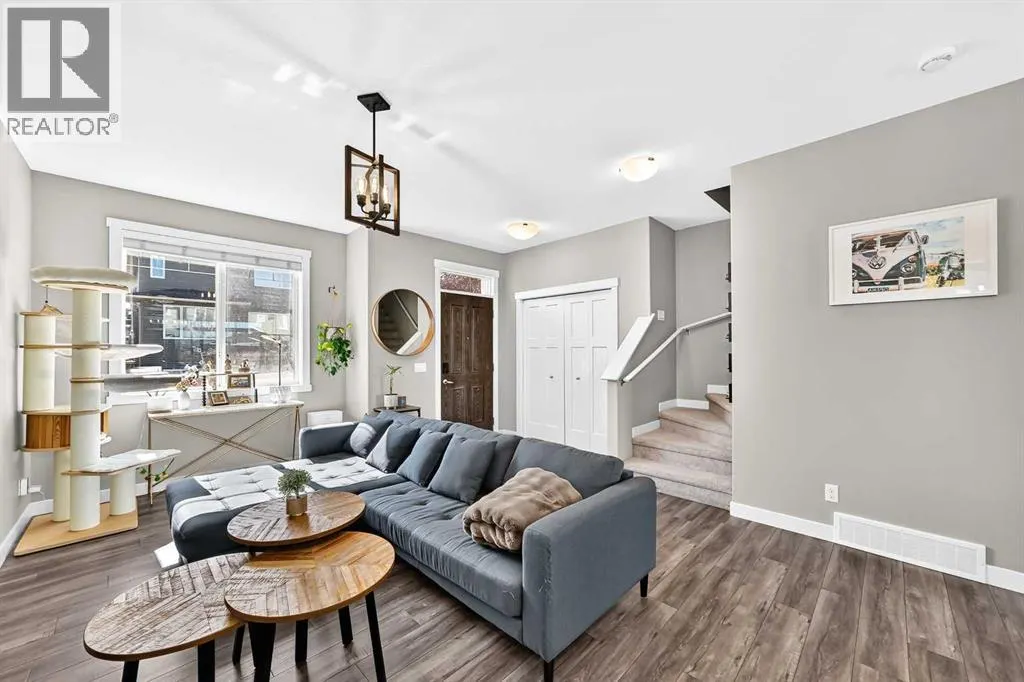 601 Evanston Manor NW
