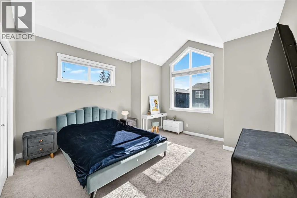 601 Evanston Manor NW