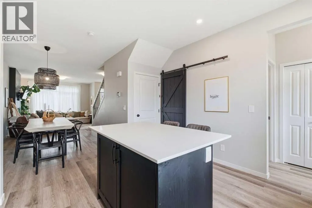 516 West Lakeview Drive