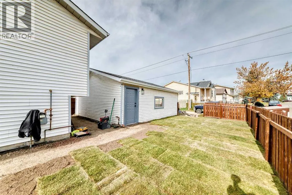 68 Erin Park Drive SE