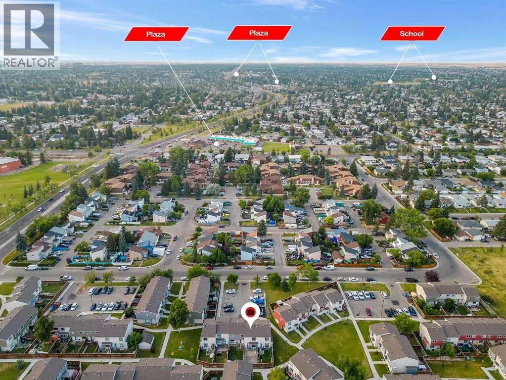 33, 5425 Pensacola Crescent SE