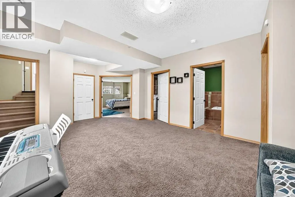 116 Iverson Close