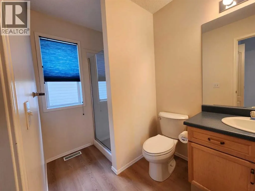 102 Somervale Green SW