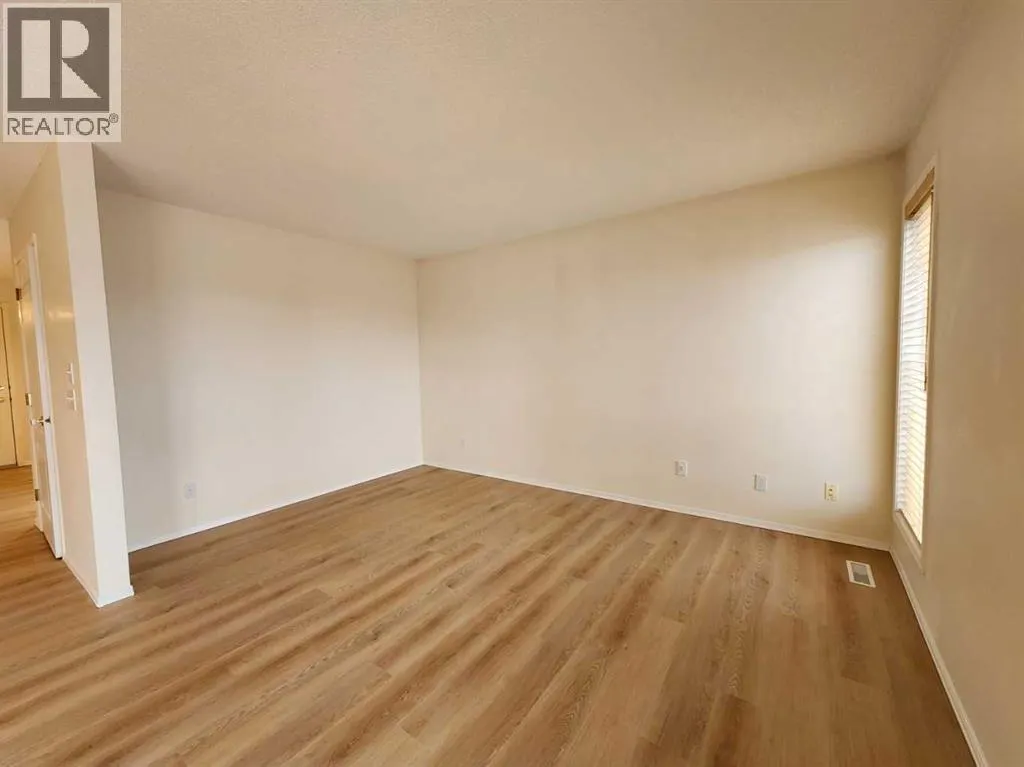 102 Somervale Green SW