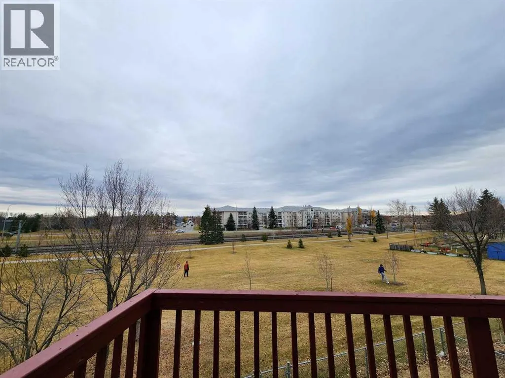 102 Somervale Green SW
