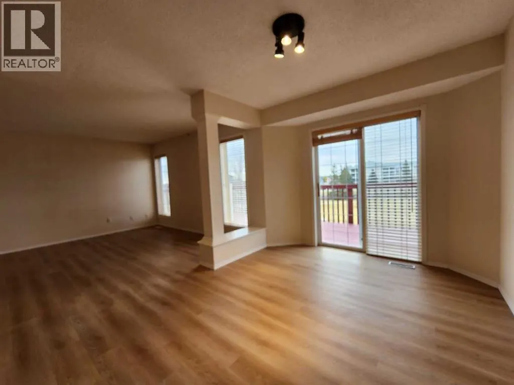 102 Somervale Green SW