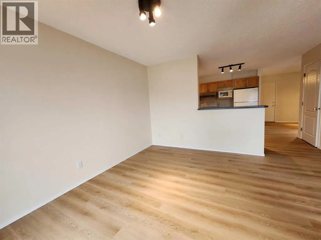 102 Somervale Green SW