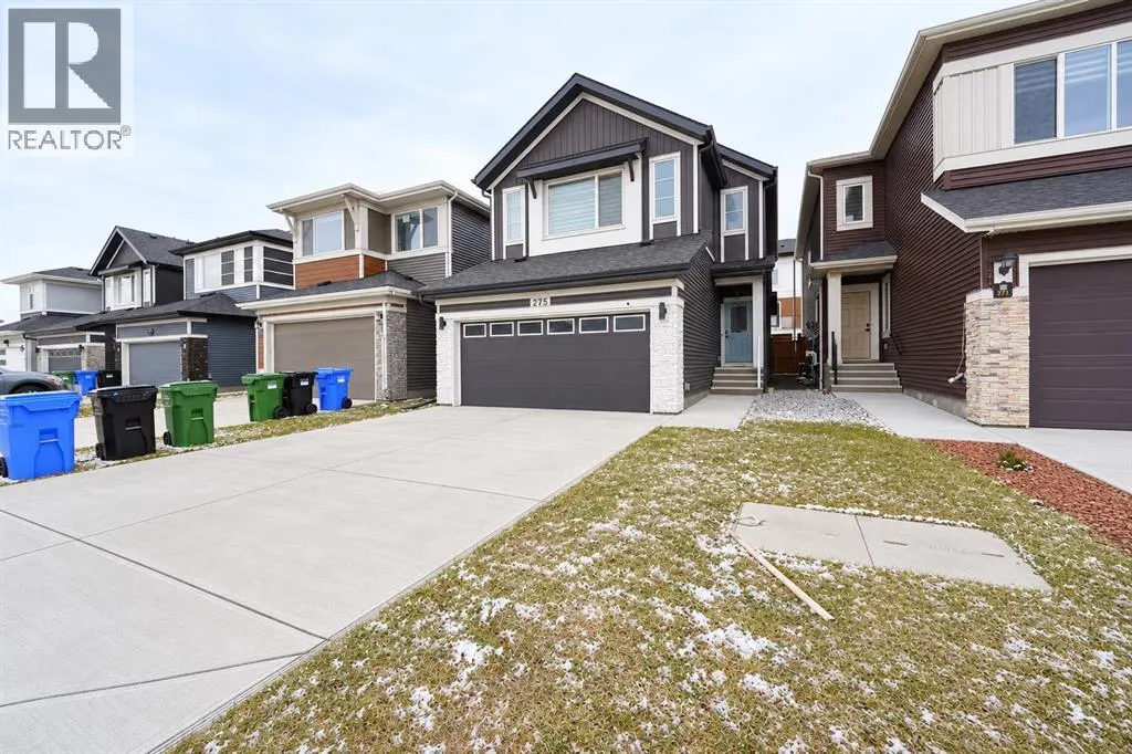 275 Corner Glen Crescent NE