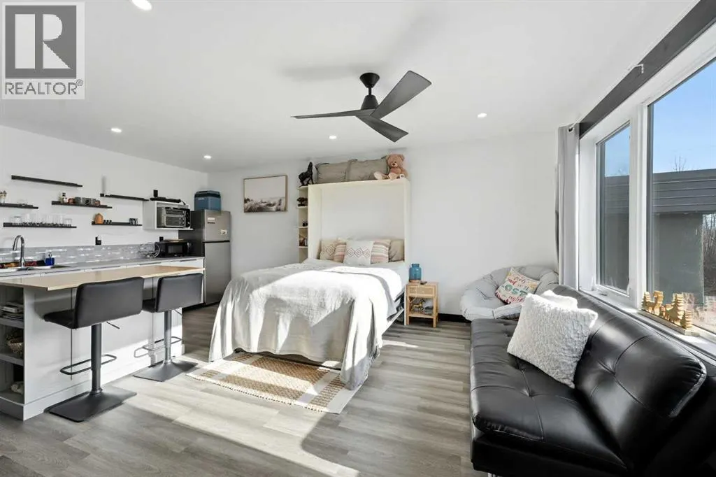 8, 28120 Township Road 404