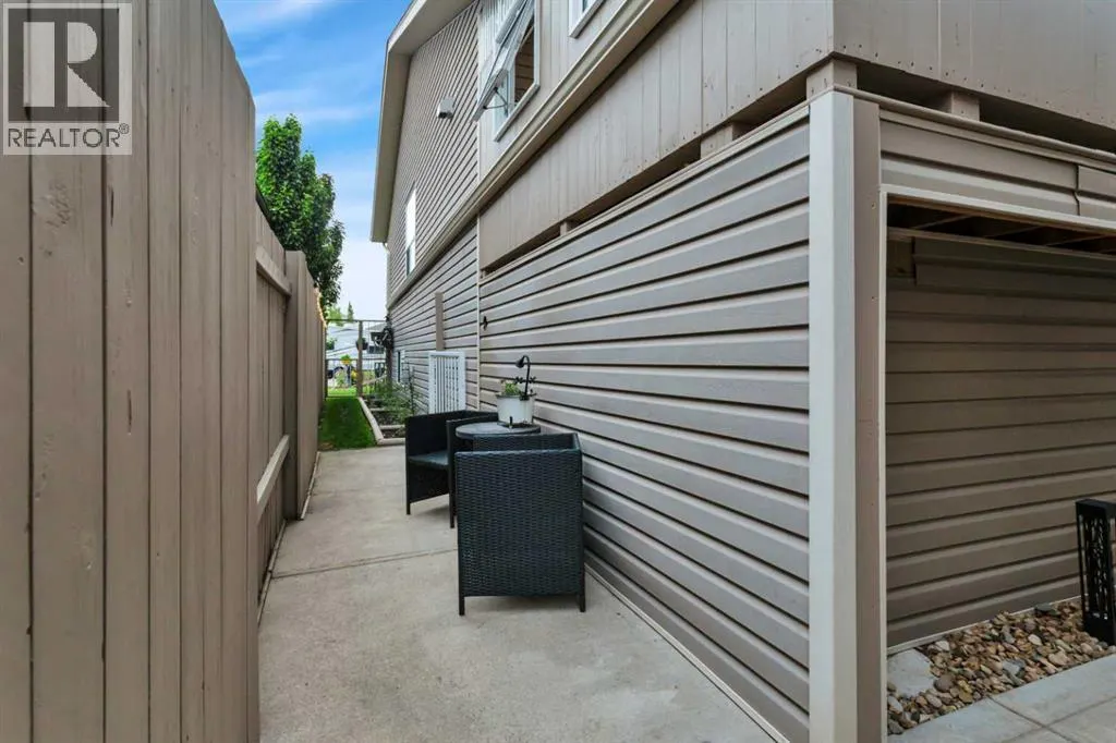 52 Irving Crescent