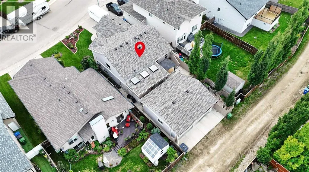 52 Irving Crescent