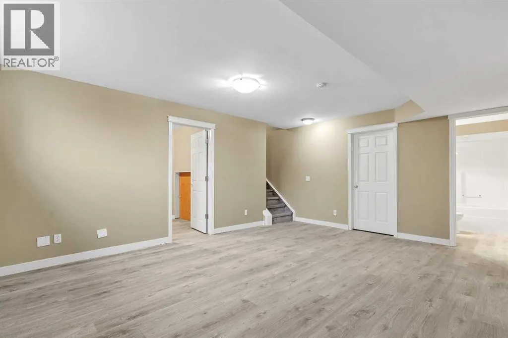 90 Chapalina Park Crescent SE