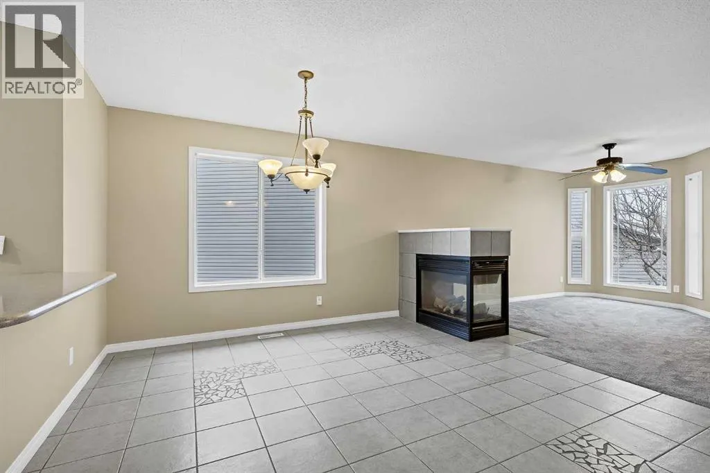 90 Chapalina Park Crescent SE