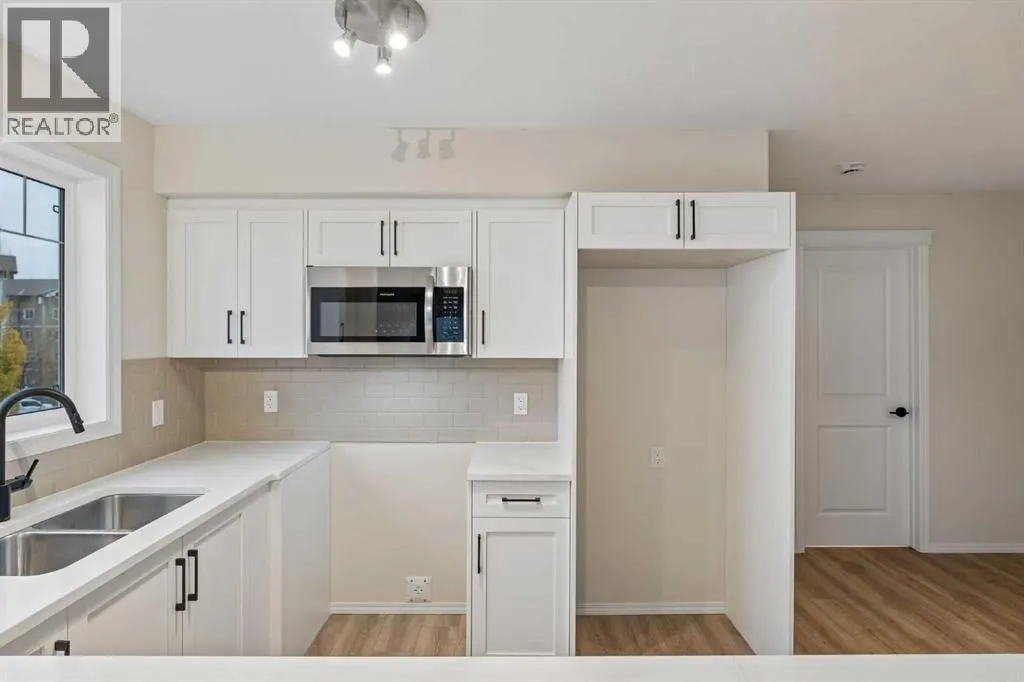 1312, 115 Prestwick Villas SE