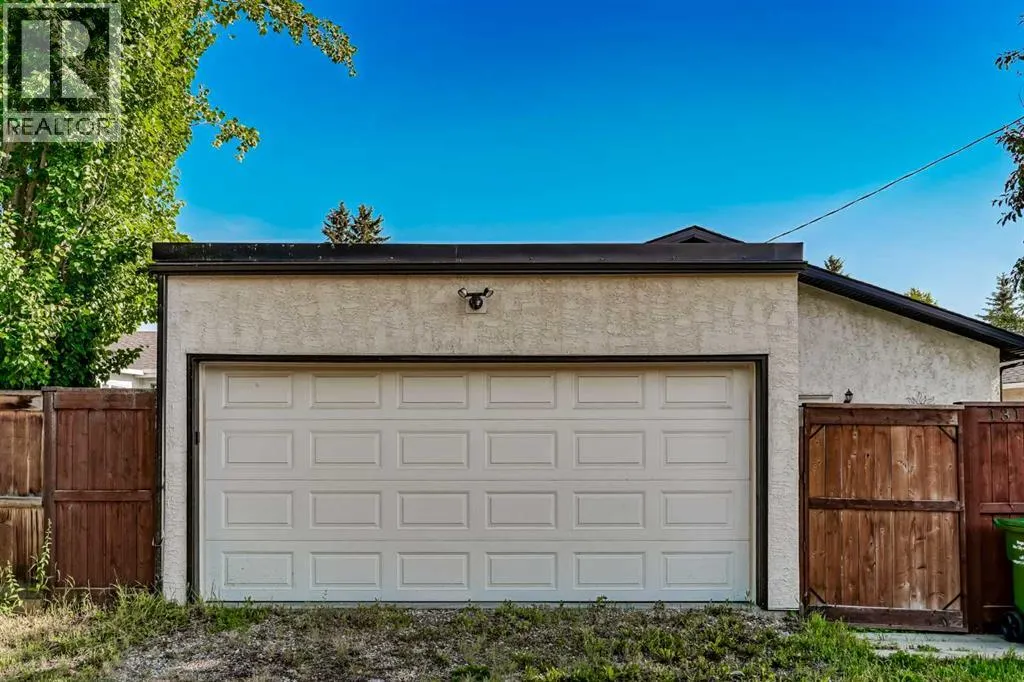 131 Cedarpark Drive SW