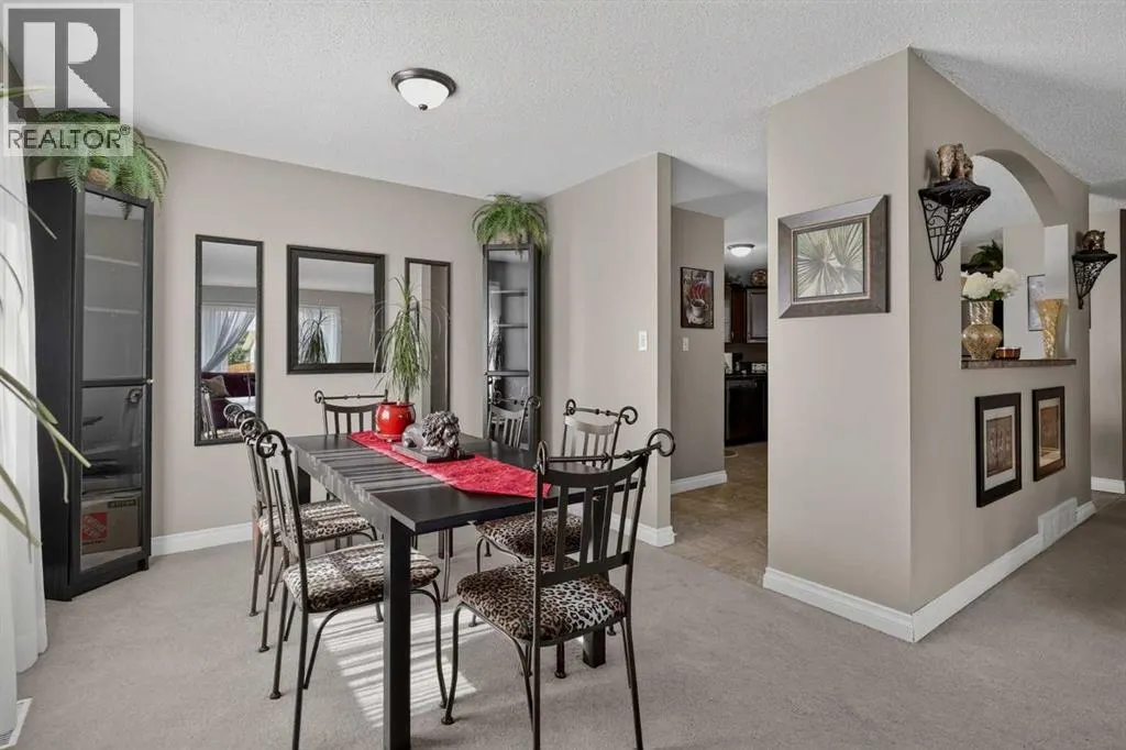 131 Cedarpark Drive SW