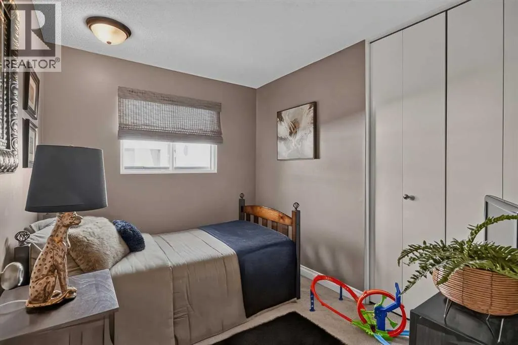 131 Cedarpark Drive SW
