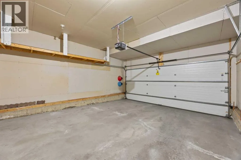 15 Hidden Ranch Crescent NW