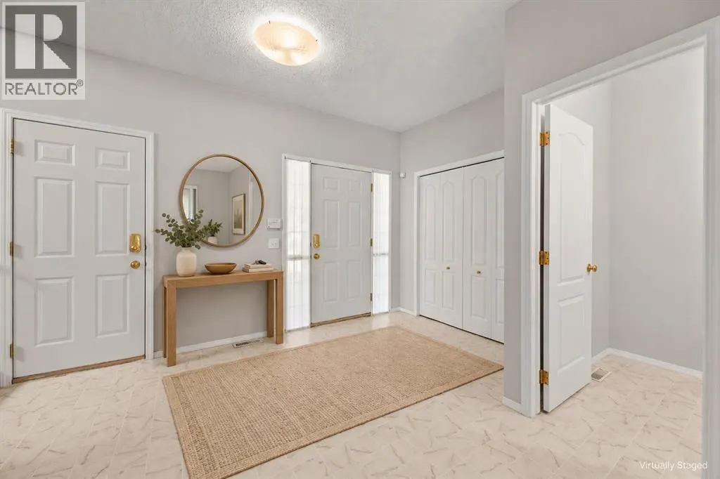 15 Hidden Ranch Crescent NW