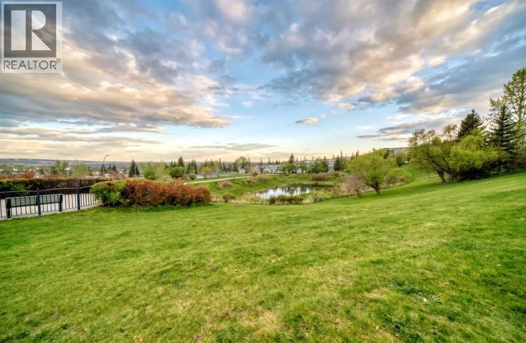 302, 369 Rocky Vista Park NW