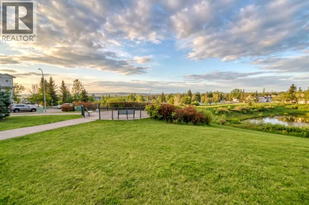 302, 369 Rocky Vista Park NW