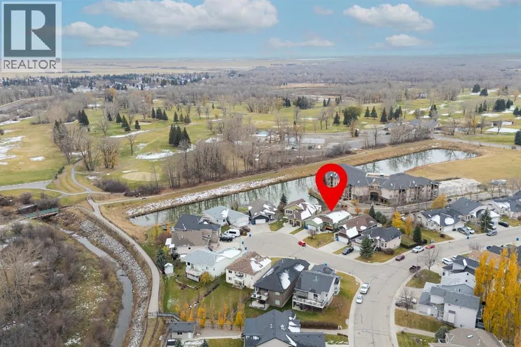 411 Lineham Acres Bay NW