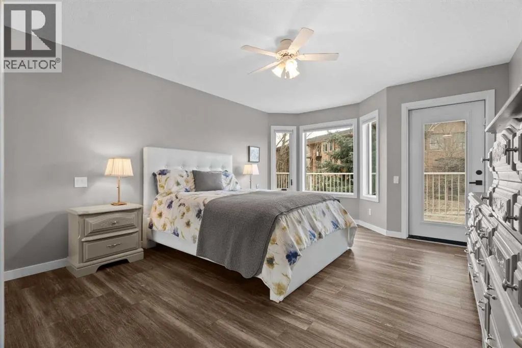 411 Lineham Acres Bay NW