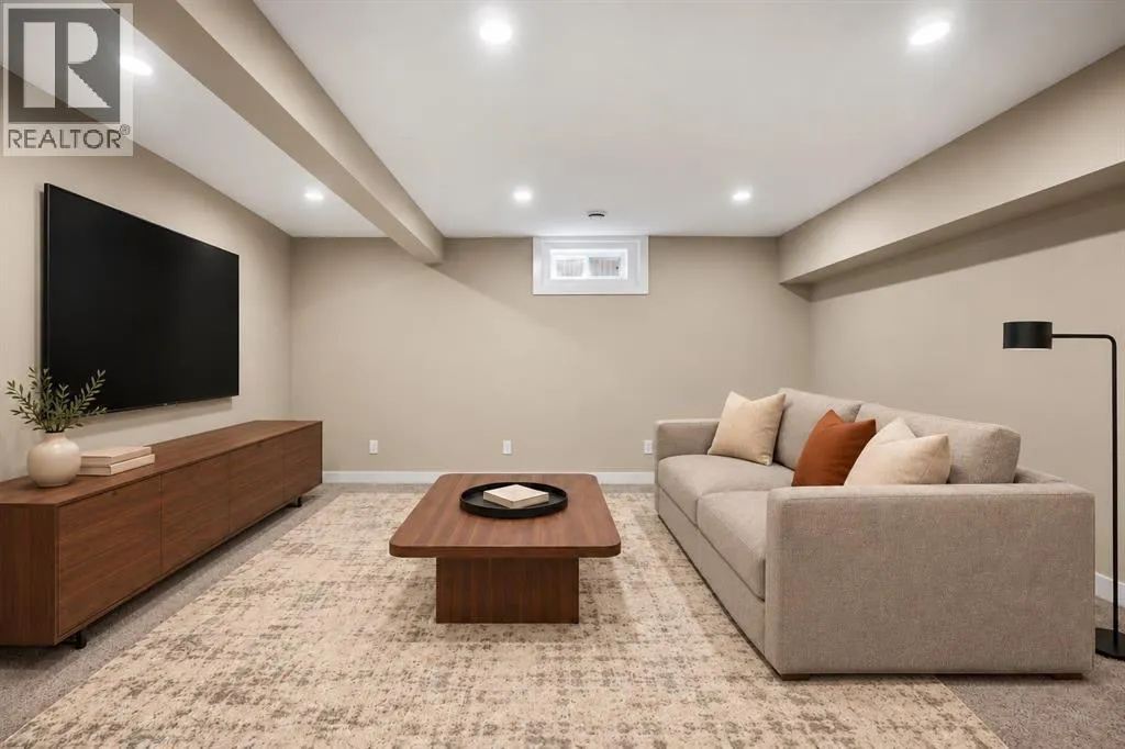 163 Lake Arrow Green SE
