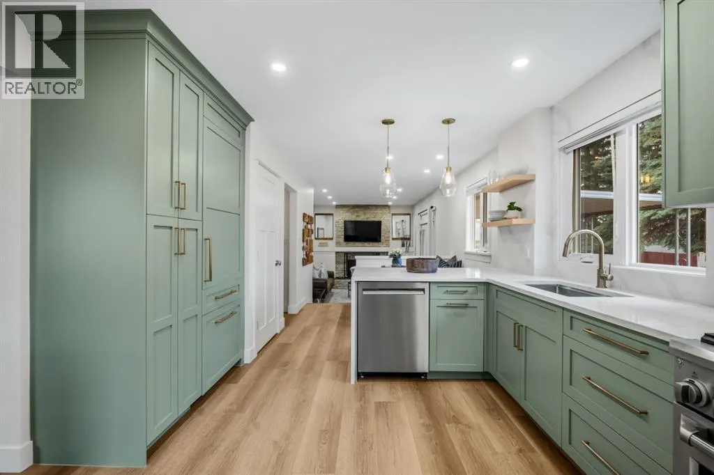 163 Lake Arrow Green SE