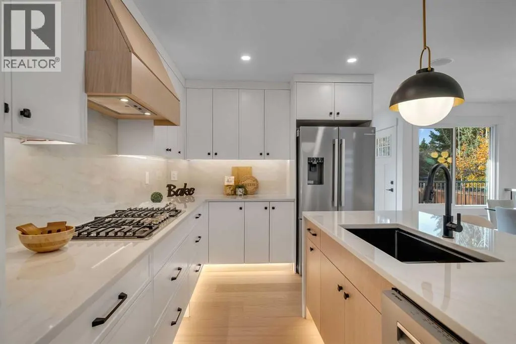 311 Parkglen Crescent SE