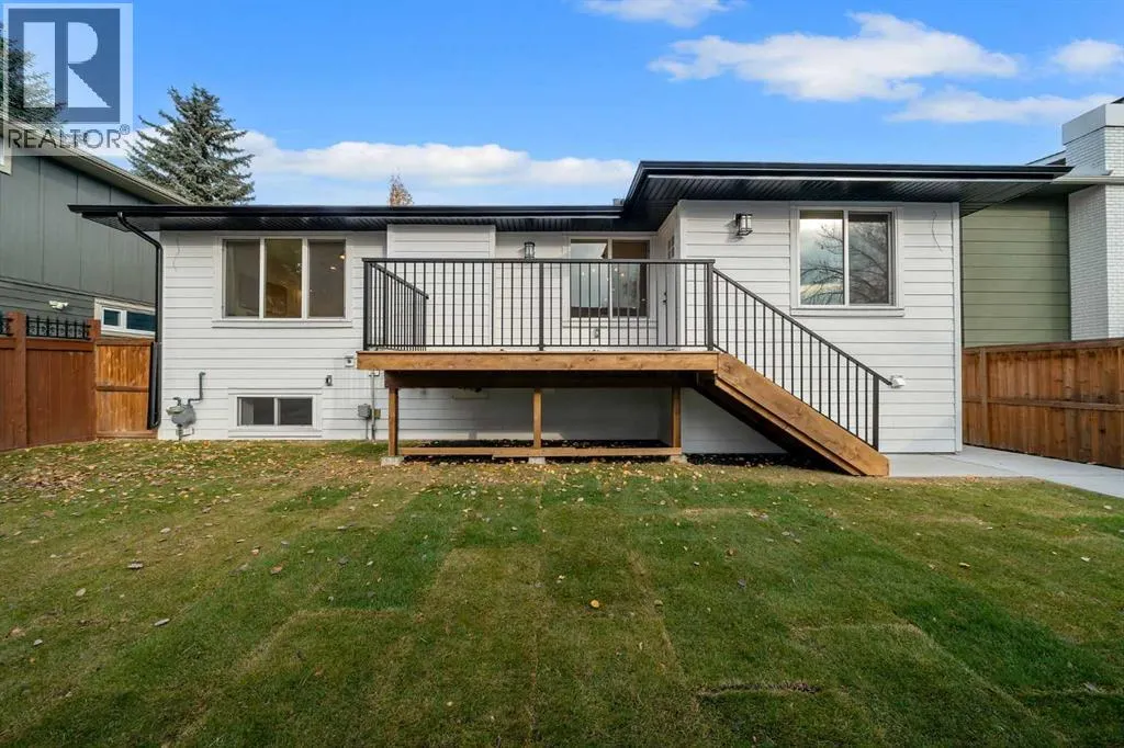 311 Parkglen Crescent SE