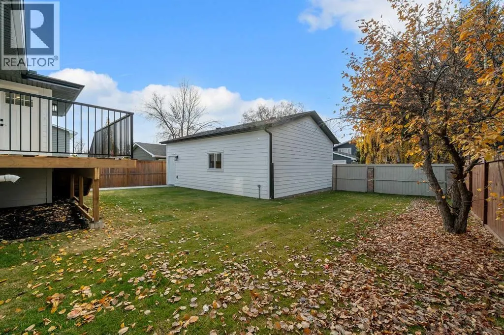 311 Parkglen Crescent SE