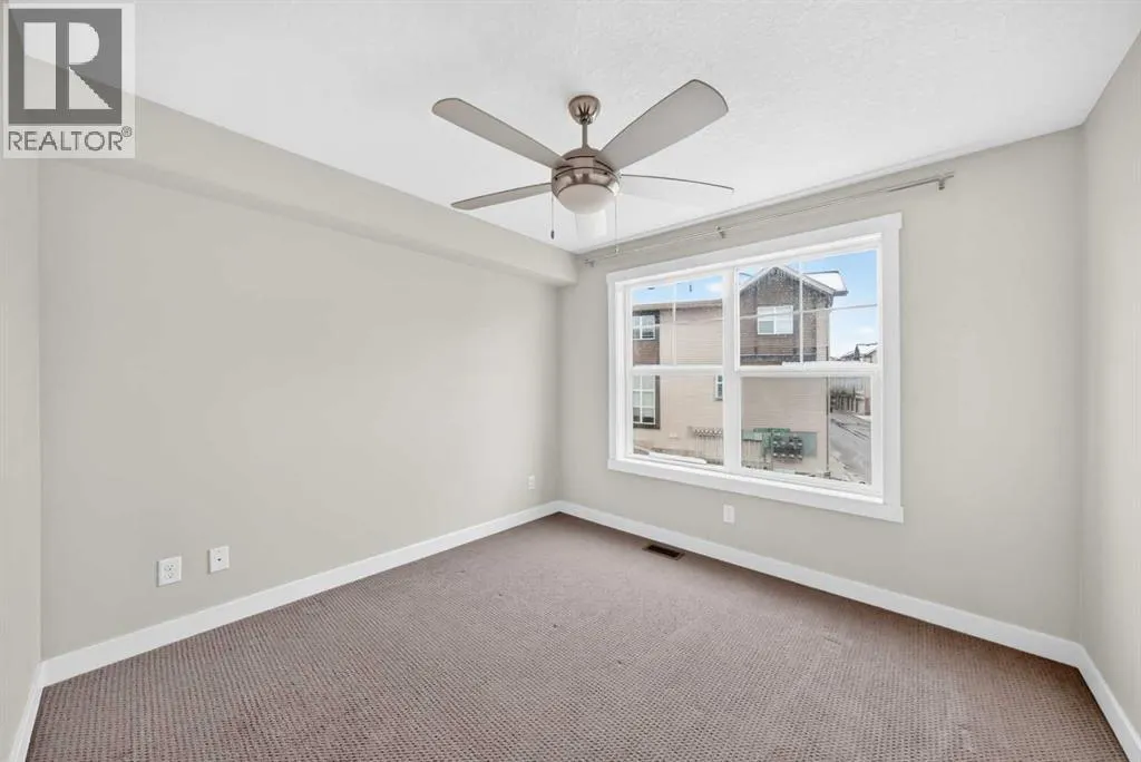 1042 Mckenzie Towne Villas SE