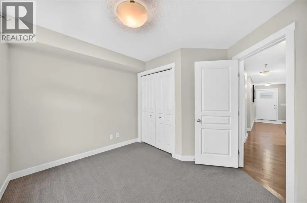 1042 Mckenzie Towne Villas SE