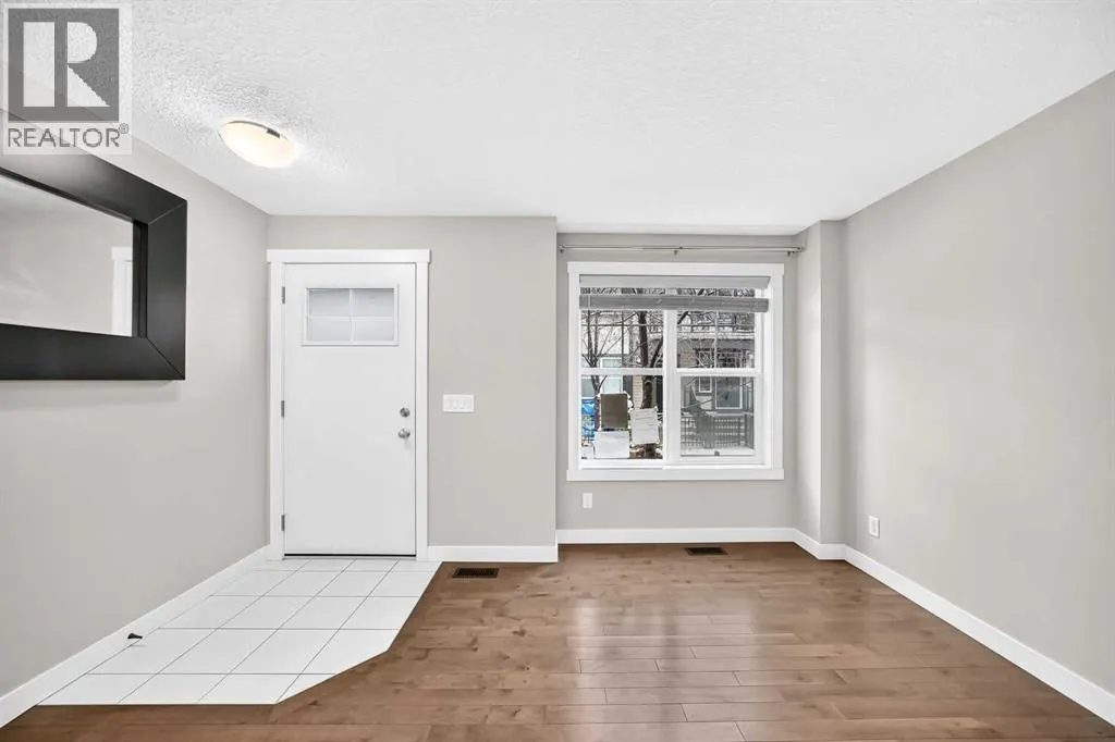1042 Mckenzie Towne Villas SE