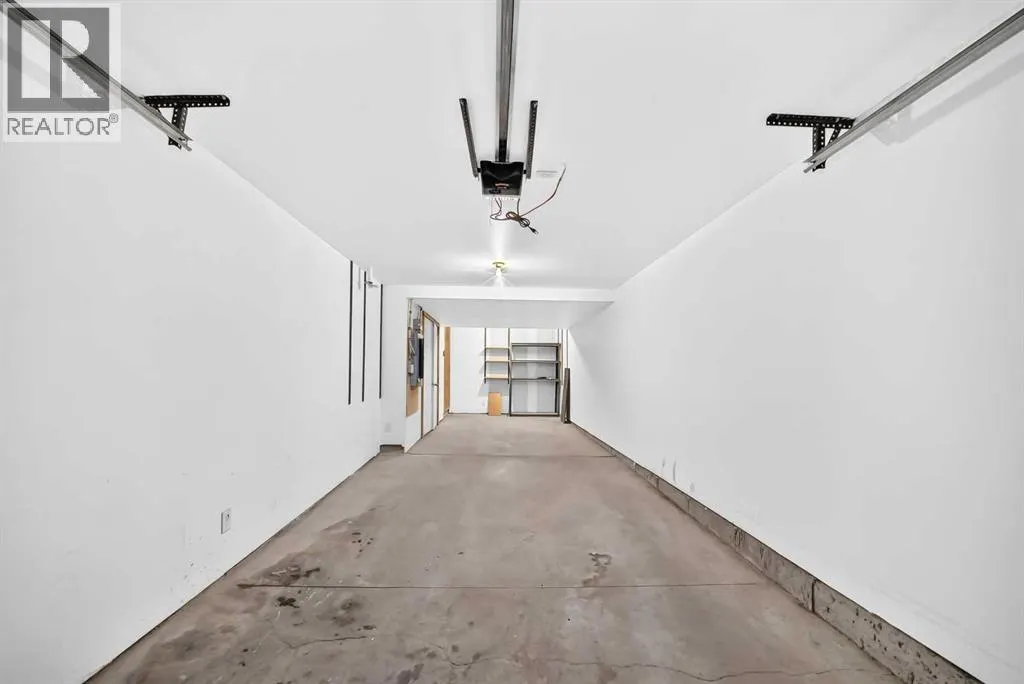 1042 Mckenzie Towne Villas SE
