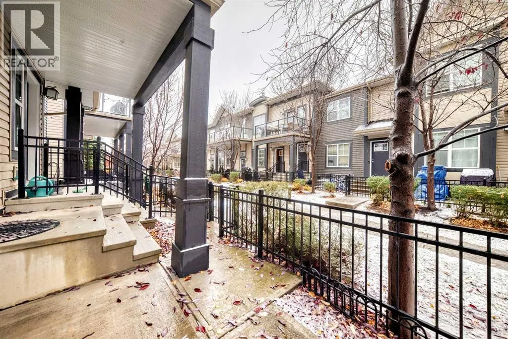 1042 Mckenzie Towne Villas SE