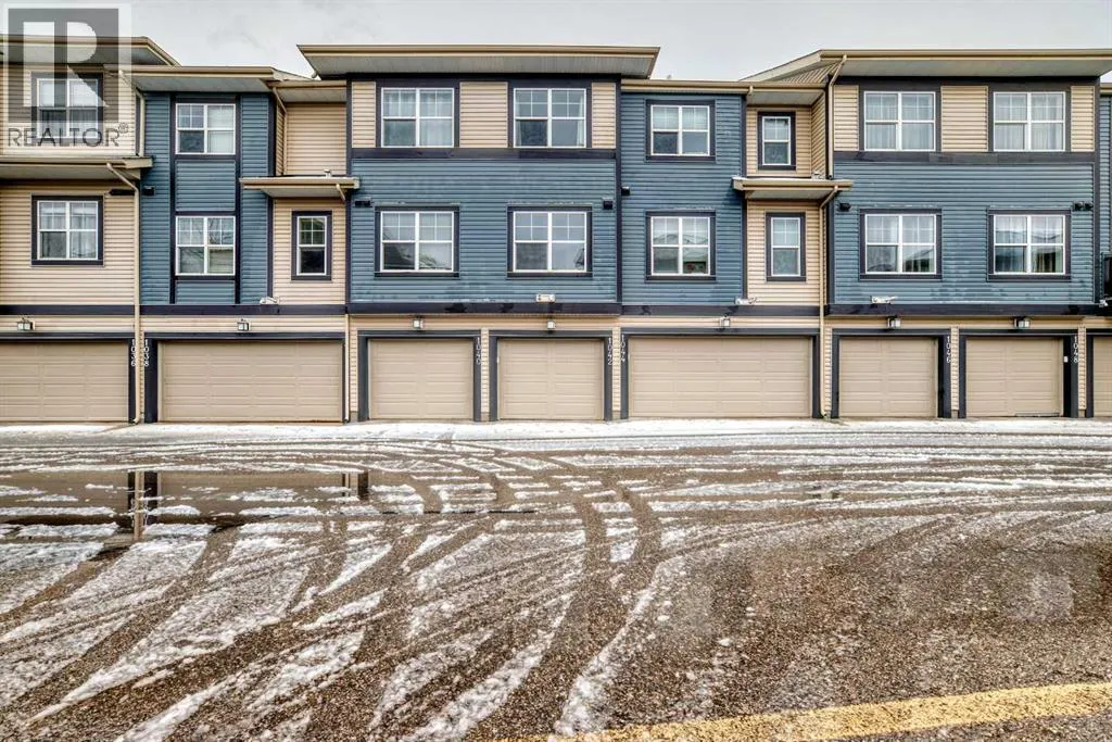 1042 Mckenzie Towne Villas SE