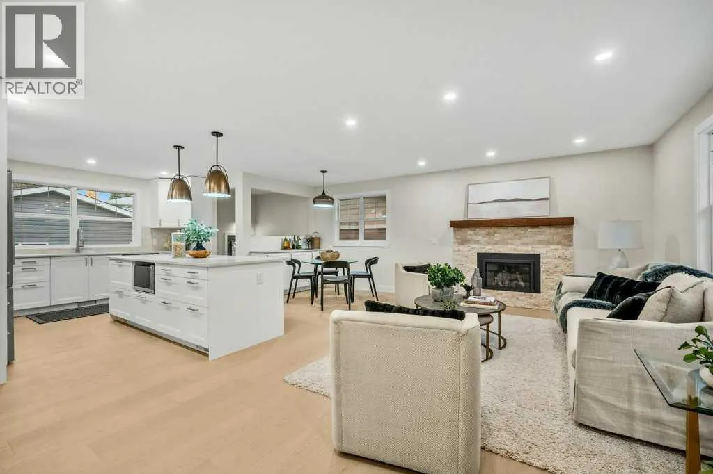7 Canna Bay SW