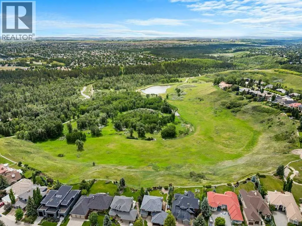7 Canna Bay SW